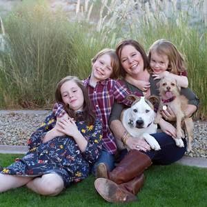 Meet your Posher, Elizabeth